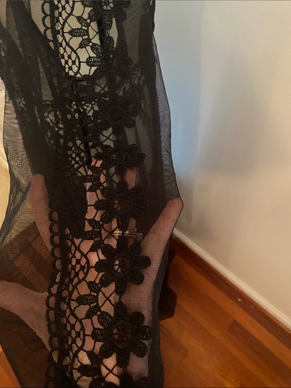 Aug Fitnah black nylon lace open front with tie dress or lingerie piece - Picture 8 of 11
